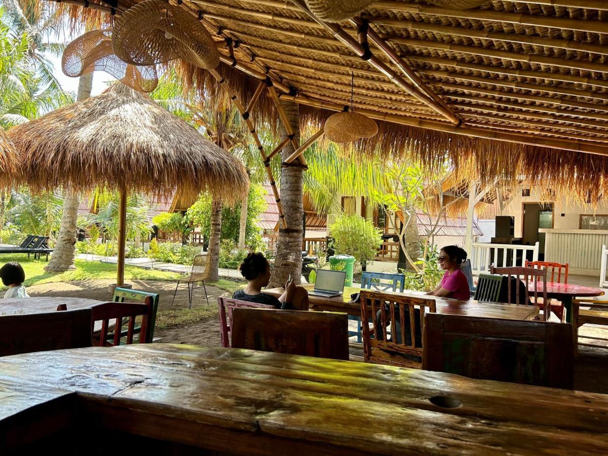 吉利阿尔 Gili Land酒店 外观 照片