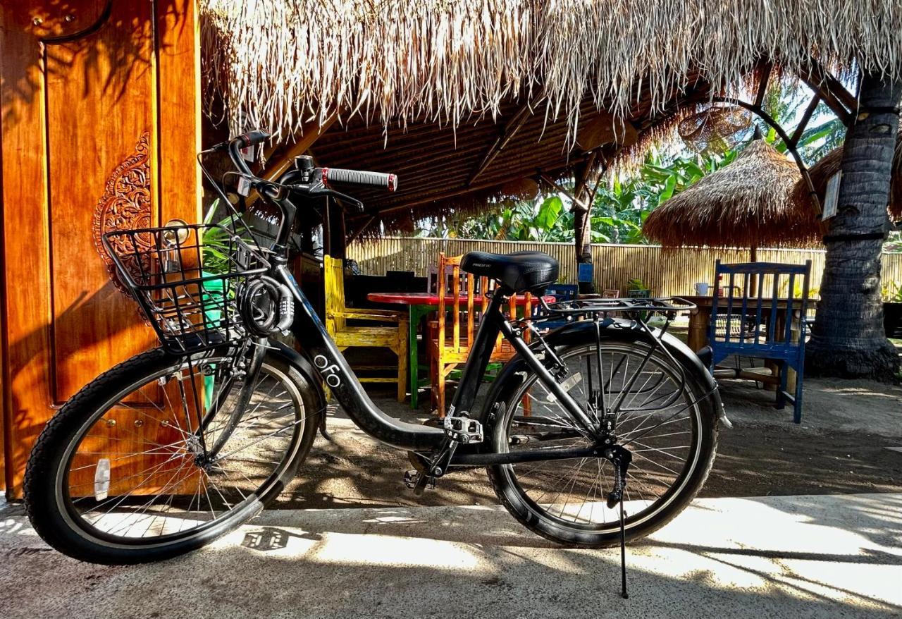 吉利阿尔 Gili Land酒店 外观 照片