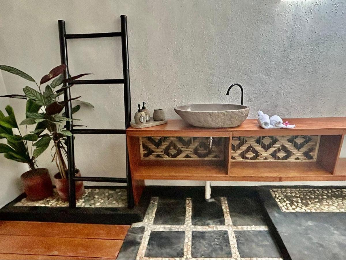 吉利阿尔 Gili Land酒店 外观 照片
